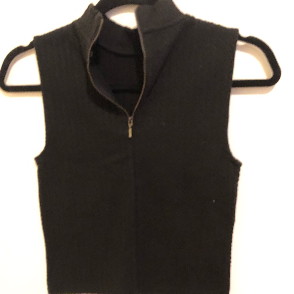 Black textured crop top